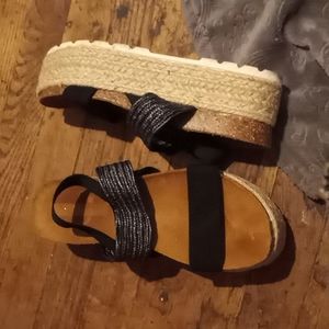 Steve Madden Women's Circa Wedge Sandal